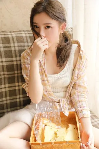 老师变成全体同学的玩具作文,154分钟,4K,免费看片免费在线播放