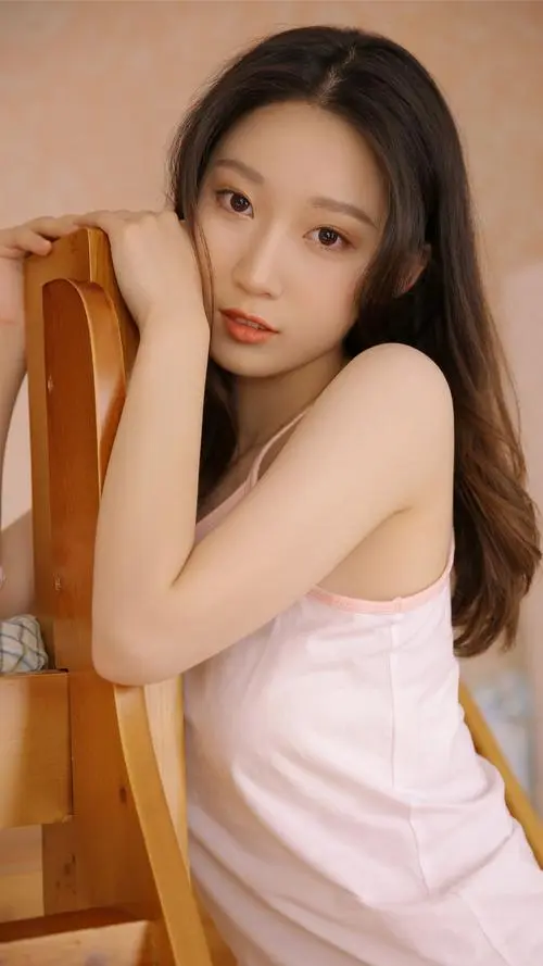 采蘑菇的小姑娘儿歌,HD官方发行版,小组精译中字,在线看的免费网站
