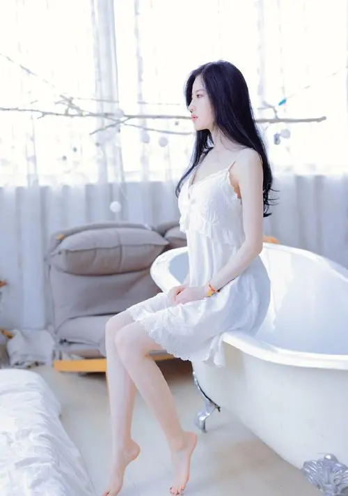 年轻的嫂子4在线播放,HD官方发行版,小组精译中字,在线看视频