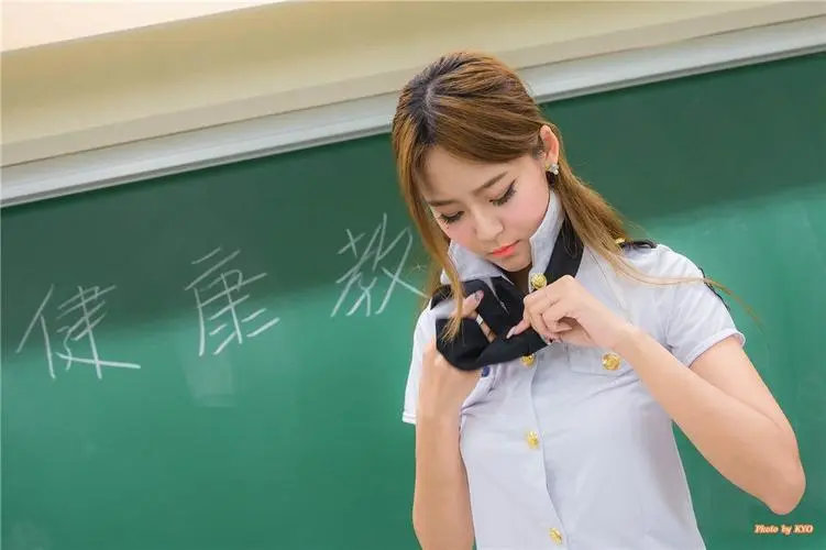 禁止的爱浴室吃奶无删减,国语,在线看完整无删,简体字幕